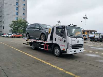 高效救援，可靠伙伴 解放虎V藍(lán)牌一拖二清障車，濰柴117馬力引領(lǐng)城市救援新標(biāo)準(zhǔn)